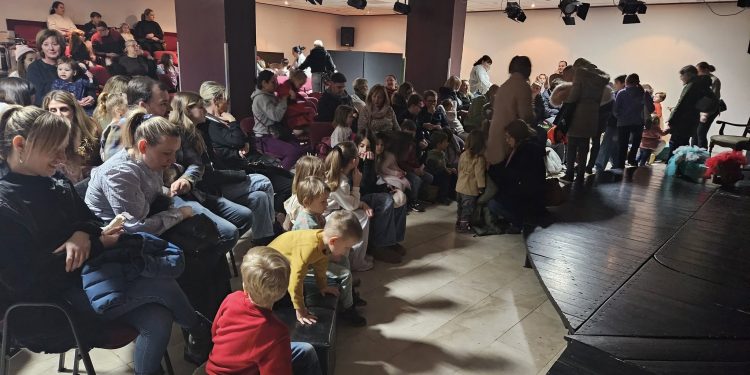 U Bjelovarskom kazalištu danas gostuju pričobudilice