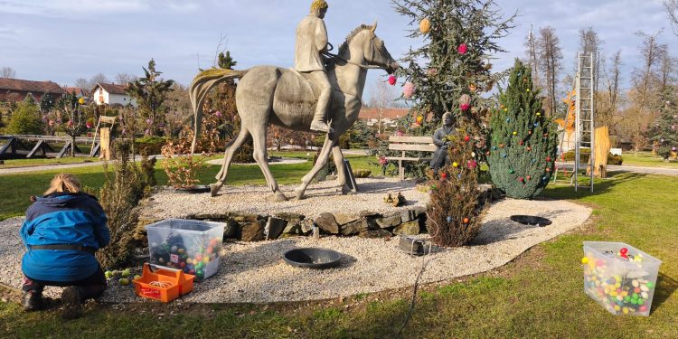 Proljeće na imanju Salaj započinje Uskrsnom Čarolijom svjetla