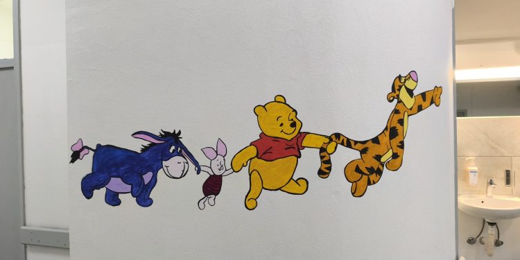 🥹 Predivna gesta u Bjelovaru, volonterke pretvorile bolničke zidove u svijet životinja i veselih boja