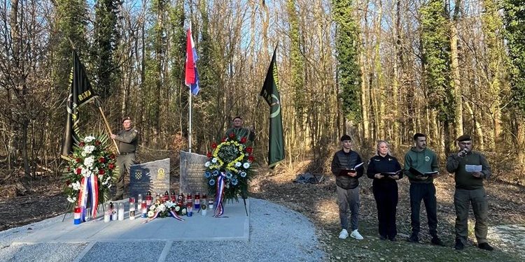 Granitni spomenik za vječno sjećanje na elitnu policijsku postrojbu