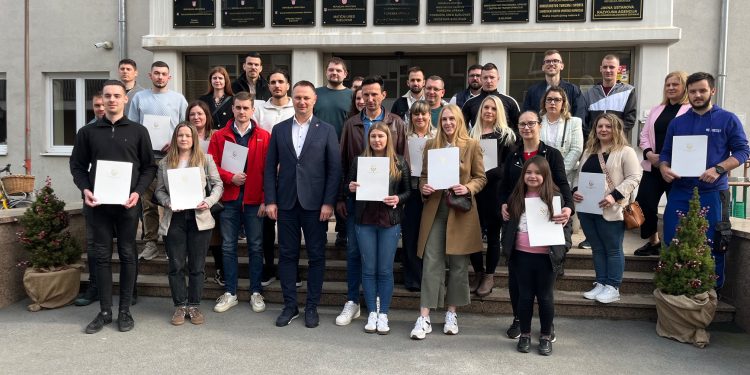 Županija pokriva kamate mladima, dodijeljena 32 nova ugovora