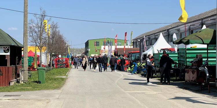 FOTO Ministar u Gudovcu najavio šestomjesečni moratorij na kredite