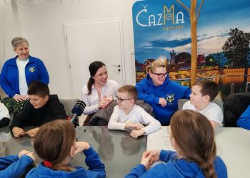 Gradonačelnica primila male folkloraše: KUD „Graničar“ predstavlja županiju na festivalu u Vinkovcima