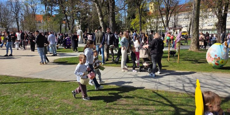 FOTO Nikad više djece u parku: uskrsna potraga okupila tisuće Bjelovarčana
