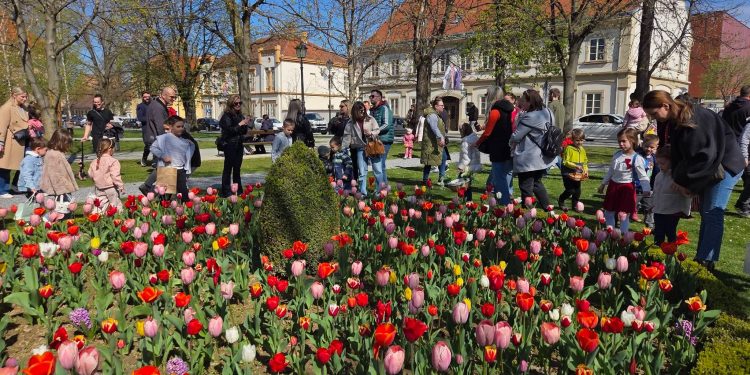 FOTO Nikad više djece u parku: uskrsna potraga okupila tisuće Bjelovarčana