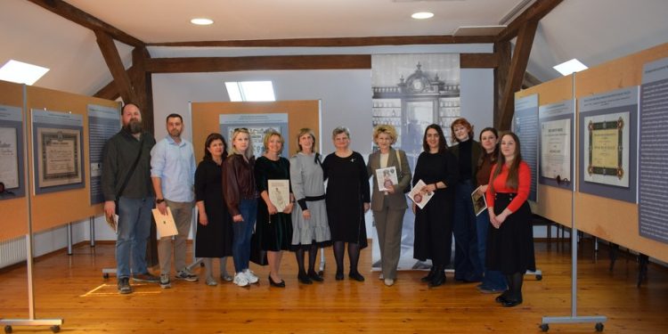 Od Grubišnog Polja do svjetske slave, Feller i Elza fluid u fokusu izložbe