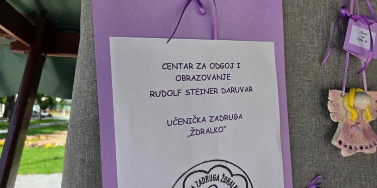 Učeničke zadruge pokazale kreativnost na županijskoj smotri u Bjelovaru: OŠ Berek i „SRCE“ oduševili suvenirima