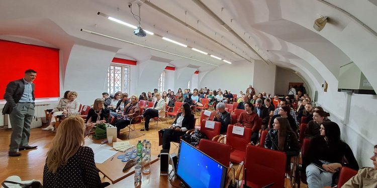 Održan znanstveno-stručni skup Nova čitanja povijesti u Bjelovaru