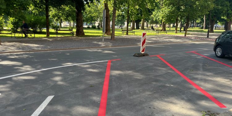 CRVENE LINIJE Samo 55 mjesta ide na euro: Hrebak prozvao medije zbog parkinga