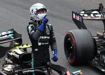 Antonelli slavio u kaosu Monte Carla: Verstappen i Norris odustali, Leclerc završio u ogradi