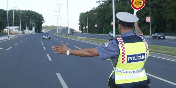 Drastično veće kazne za prometne prekršaje: Prekoračenje brzine, alkohol i prolazak kroz crveno skupo će se plaćati