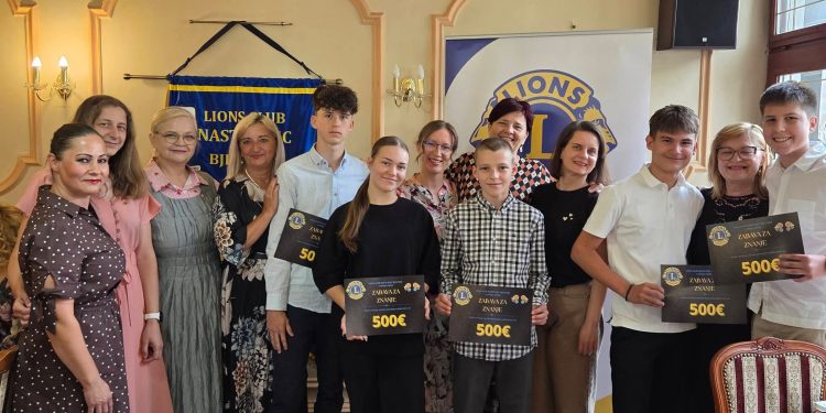 Lions klub Nasta Rojc dodijelio pet stipendija izvrsnim učenicima osmih razreda