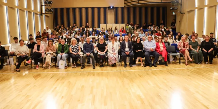 Centar izvrsnosti BBŽ okupio 140 učenika: U Bjelovaru održana završna konferencija školske godine