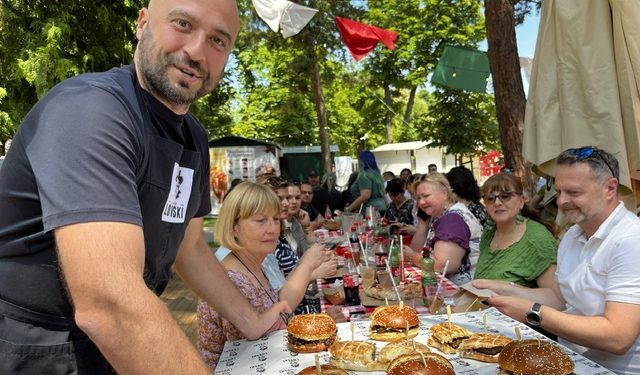 Pizza & Burger Festival na Terezijani: Sočni burgeri, domaći sastojci i cijene od 7,5 do 10 eura