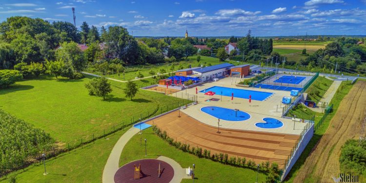 Počela kupališna sezona u Velikom Grđevcu: Bazeni otvoreni, prvih dana besplatan ulaz za građane