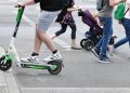 Dijete teško ozlijeđeno nakon pada s električnog romobila, prevezeno u Zagreb