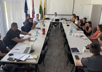 Gradonačelnik Pavičić: U školu kreću 44 nova prvašića, u tijeku brojni gradski projekti