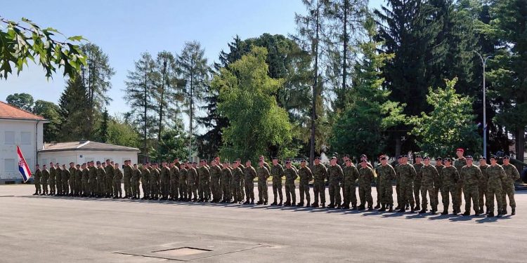 Iz Bjelovara u NATO misiju: U Litvu ispraćeno 88 hrvatskih vojnika i vojnikinja