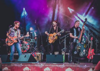 Zbog Rockabilly festivala privremeno se zatvara promet u centru Daruvara, stižu koncerti, američki automobili i bogat program