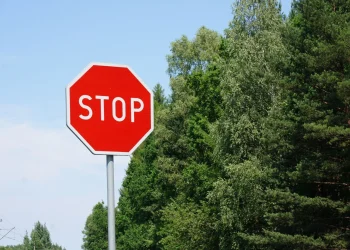 Vozač ignorirao znak STOP, uslijedio težak sudar kod Male Pisanice