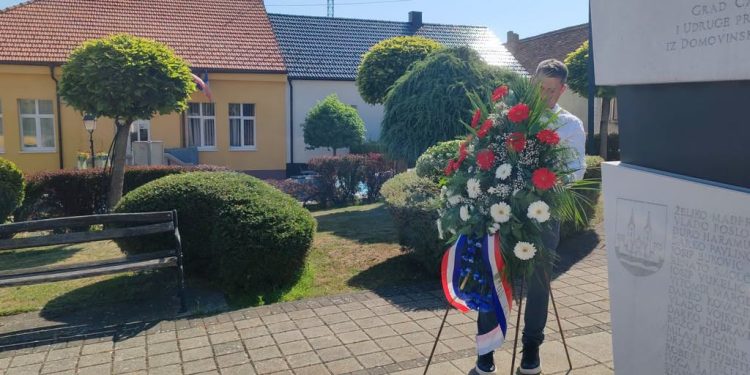 U Čazmi odana počast hrvatskim braniteljima uoči Dana pobjede i domovinske zahvalnosti