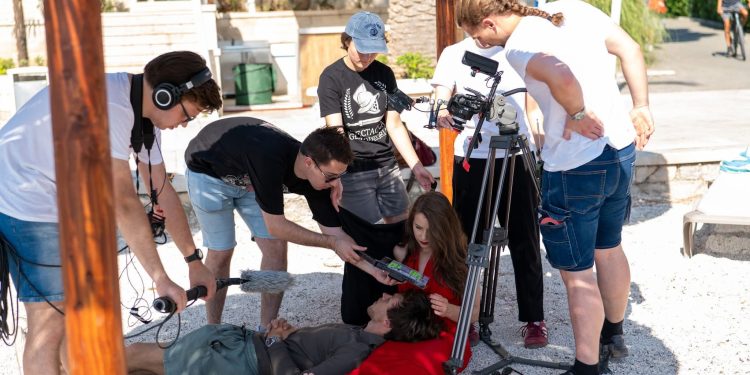 Bjelovar uskoro postaje filmska kulisa: Kino Klub snima kratki film, a na setu će raditi – polaznici radionice