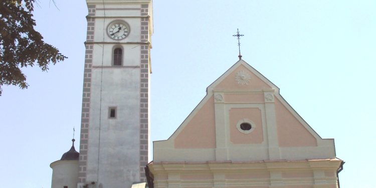 Blagdanski program u Novoj Rači, središnje slavlje predvodi albanski kardinal