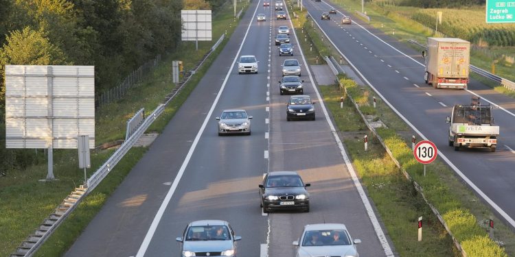 Treća traka stiže na autocestu Zagreb–Karlovac: Evo kada počinju radovi i što sve donosi projekt vrijedan 250 milijuna eura