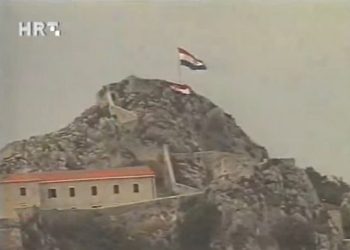 Na današnji dan prije 31 godinu hrvatska zastava zavijorila se nad Kninskom tvrđavom