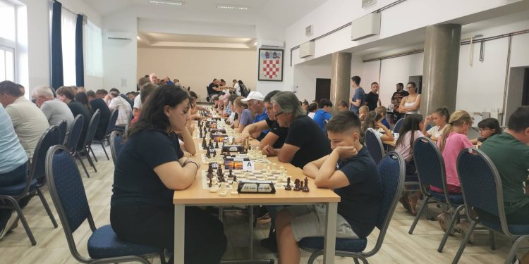 Rovišće ponovno okupilo šahiste iz Hrvatske i Poljske