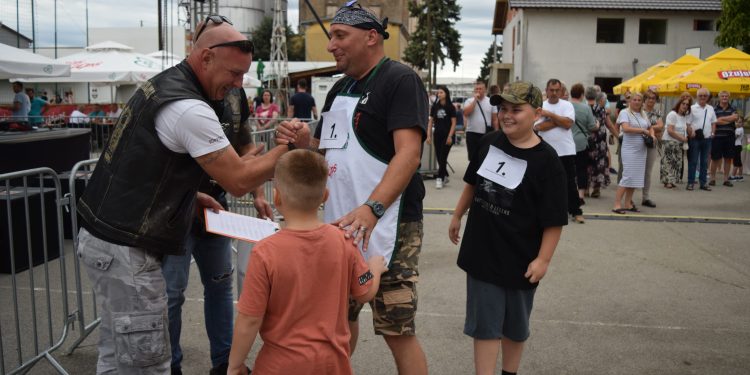 Hercegovčanska Krumpirijada opet donijela neobična natjecanja i pregršt dobre zabave