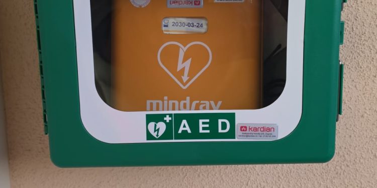 Dani srca u Bjelovaru: Rotary donirao AED uređaj Sokolani i ponovno pokazao koliko znači briga za zajednicu