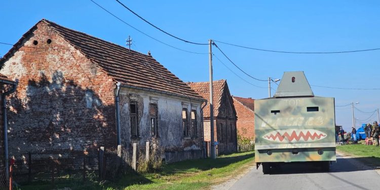 Film „Pamtimo vas – Kusonje 1991.“ pri kraju: Poseban izazov bila je rekonstrukcija vozila TOP 1