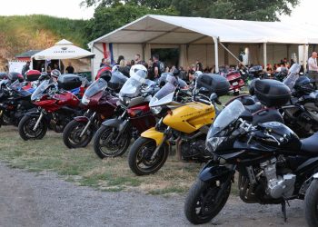 Kineski CFMoto napravio senzaciju u Hrvatskoj: Njegov motocikl pretekao BMW i Yamahu