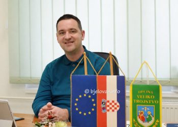 Načelnik Kutanjac čestitao Dan učitelja: „Vaš doprinos odrastanju novih naraštaja je nemjerljiv“