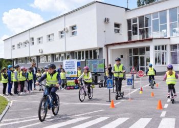 U Grubišnom Polju učenici će učiti i sigurnu vožnju električnih romobila: Za projekt osigurano 8.400 eura