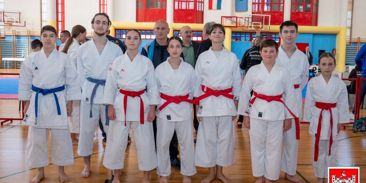 Daruvar danas u znaku karatea: Oko 400 mladih sportaša stiglo na međunarodni Karate Darfest