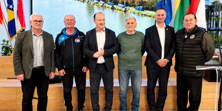 Garešnica domaćin međunarodnog ribolovnog natjecanja: Na jezeru Skresovi okupljaju se natjecatelji Jadransko-podunavskih zemalja!