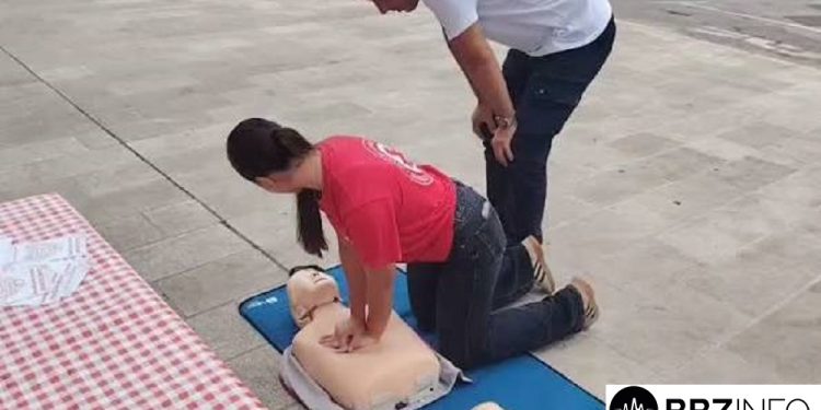 Znanje koje može spasiti život: Bjelovarski učenici učili kako reagirati kod gušenja, krvarenja i zastoja srca