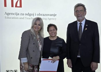 Veliko priznanje za bjelovarsku školu: Pedagoginja i ravnateljica među dobitnicama prestižnog „Oskara zvanja”!
